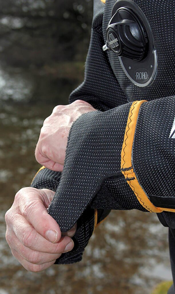 Cuff-adjustment on Robin Hood Watersports X-Flex