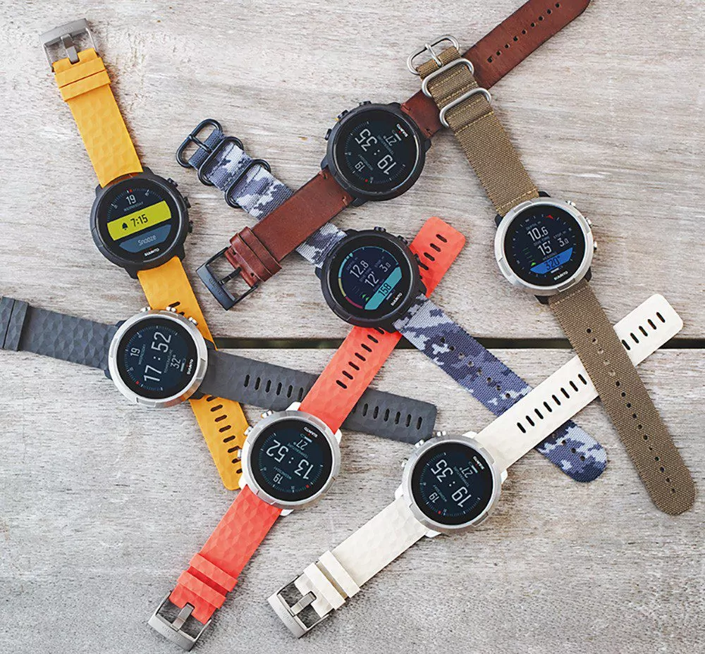 Suunto D5 straps