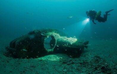 About 25m off the forward starboard side of UB116 lies part of the conning tower with hatch and periscope tower.