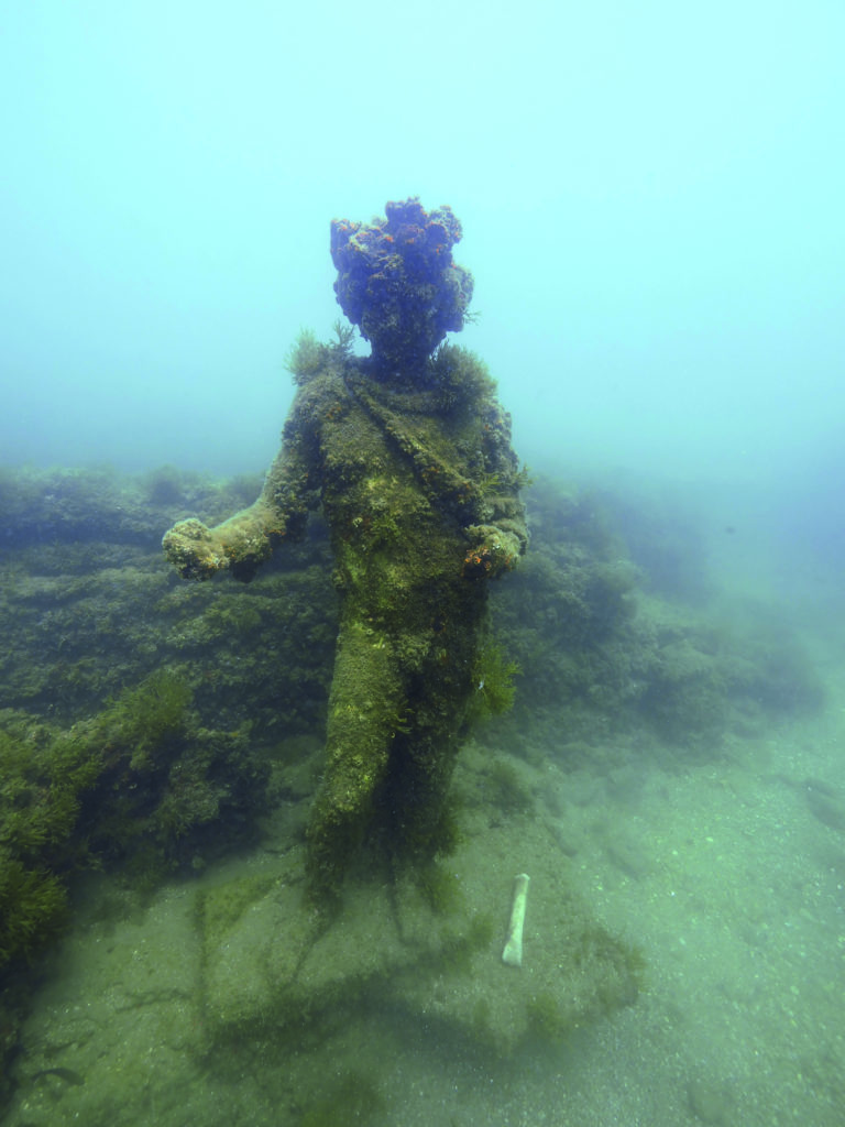 Ancient underwater remains in Baia