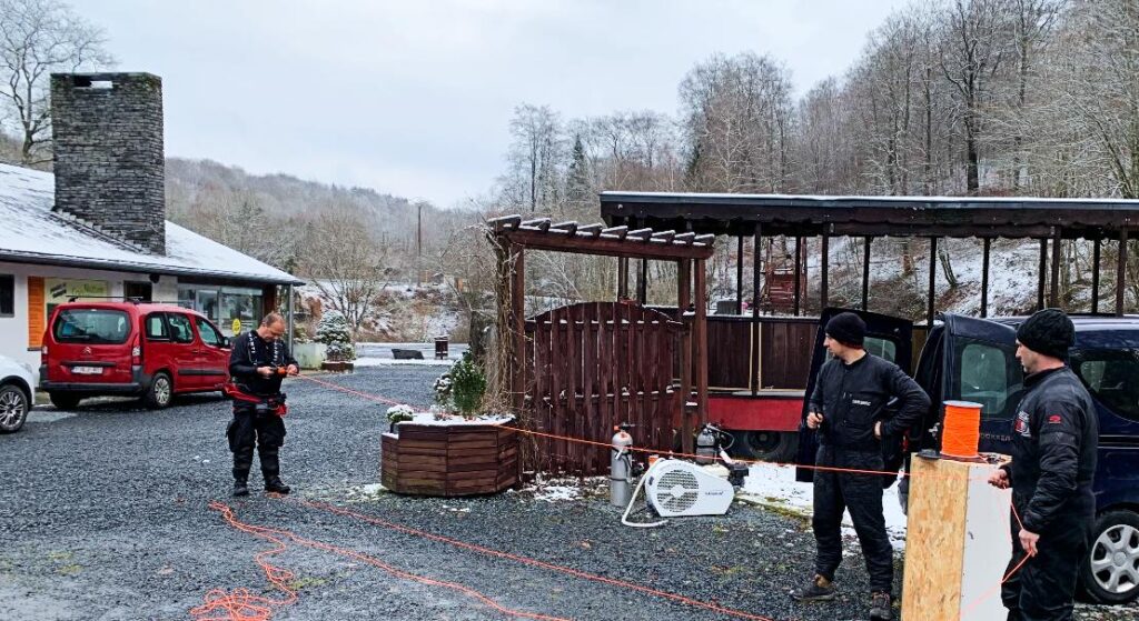 在板岩博物馆潜水采矿