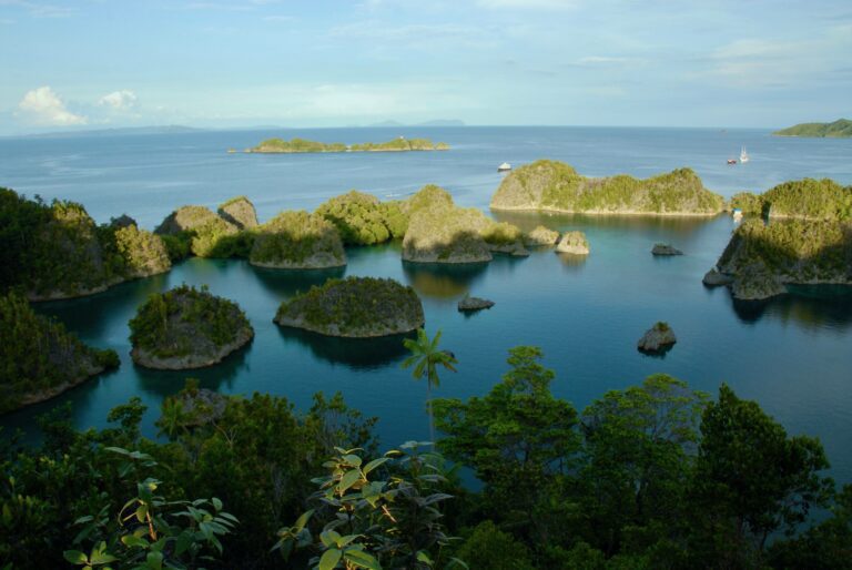 How To Get to Raja Ampat