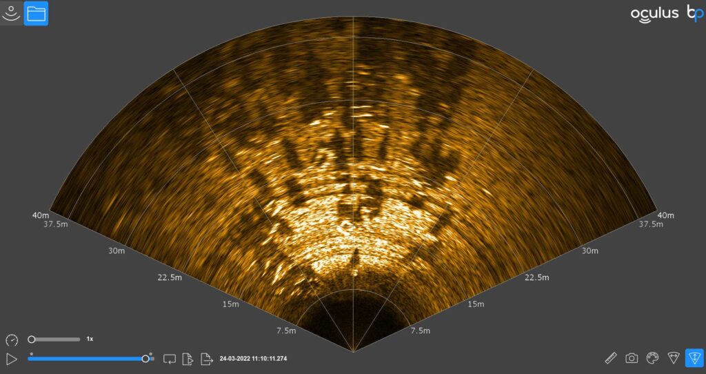 Taispeántar boinn ar an scanóir Oculus ((Coastal Sensing & Survey)