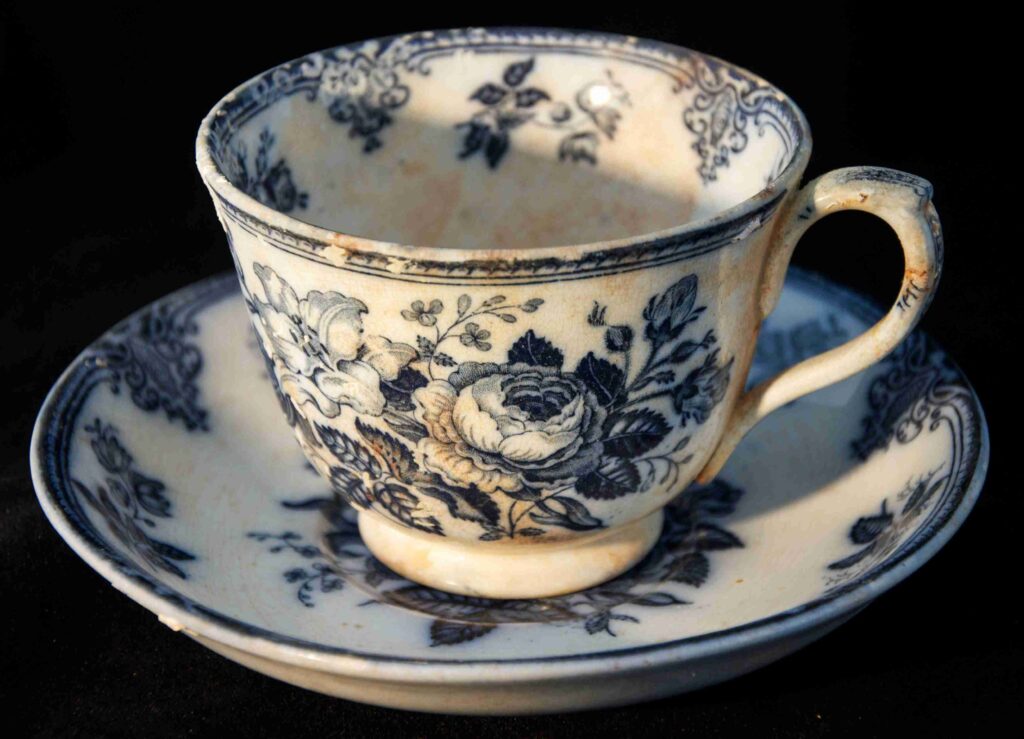 Cup & saucer (Stefan Panis) 