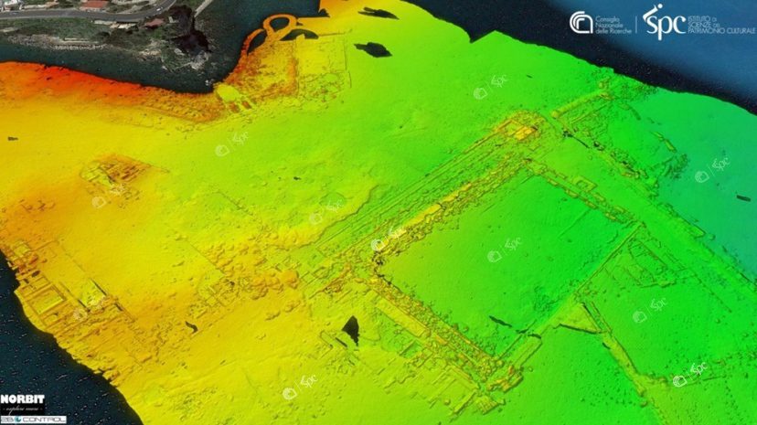 Multibeam-scan van het gebied (ISPC CNR Instituut voor Cultureel Erfgoedwetenschappen)