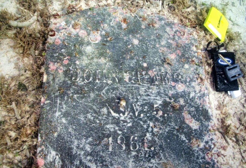 Piatra funerară subacvatică a lui John Greer NPS Foto C Sproul