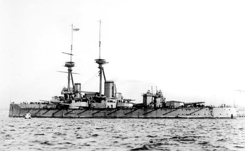 Ang barkong pandigma na HMS Vanguard ay nawala noong 1917 (Royal Navy)
