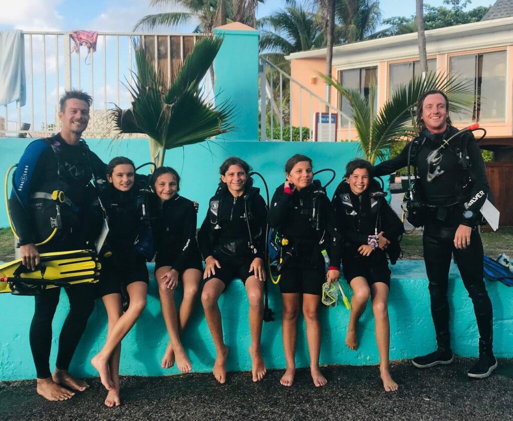 Junior diving sa Sunset House