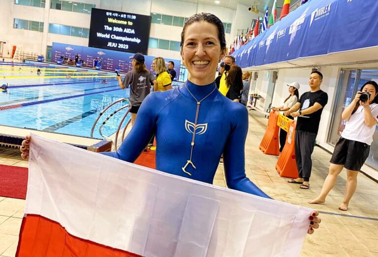 Julia Kozerska set the sole new world record in dynamic bi fins in Jeju, Korea