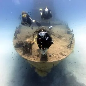 Wreck-diving in Malta (Steve Wilkinson)