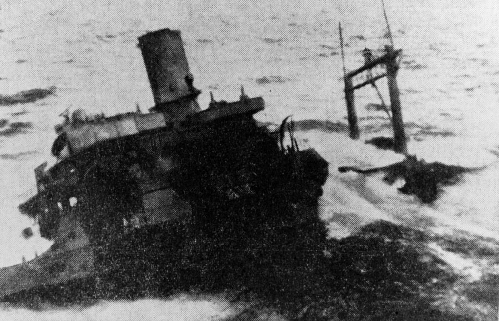 USS Pollux ran aground and sank (Naval History & Heritage Command)