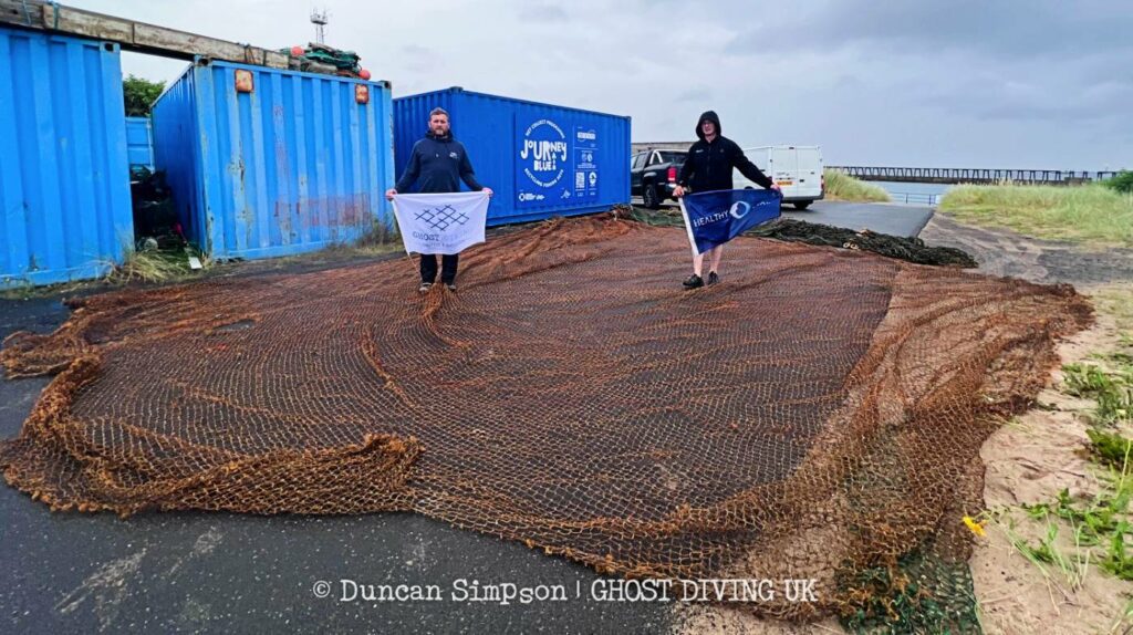 Spreading net at the Journey Blue facility (Duncan Simpson / Ghost Diving UK)