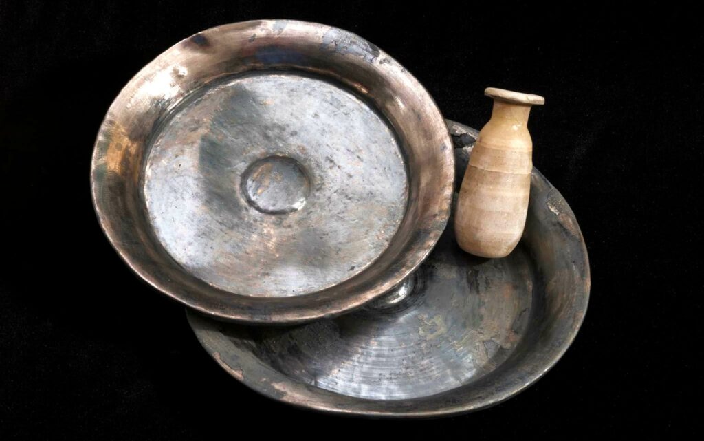Silver dishes were used in religious and funerary rituals (Franck Goddio / Hilti Foundation)