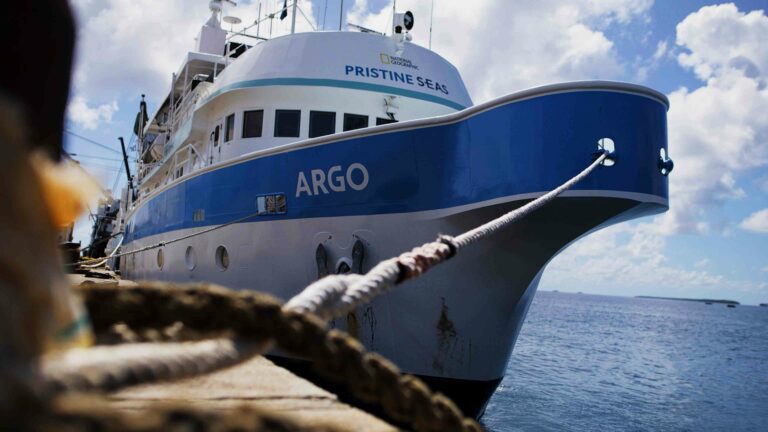 Argo arrives in the Marshall islands (Jesse Goldberg / National Geographic Pristine Seas)