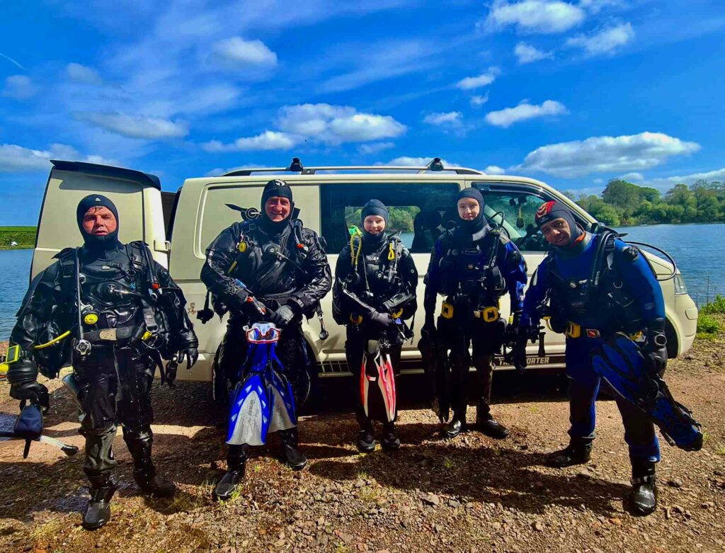 Zee (right) with divers in Northern ireland (Eagle Divers NI)