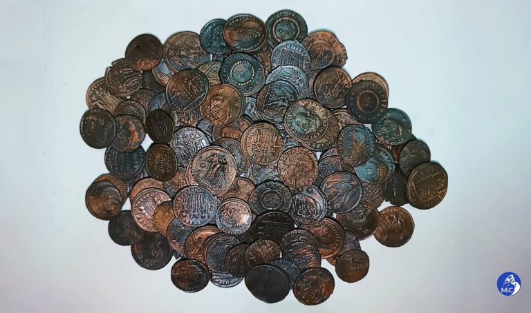 A few of the Roman coins from the shipwreck cargo (Ministry of Culture)