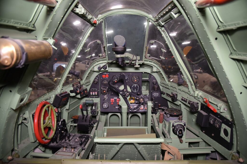 Cockpit layout of the Mk IVf