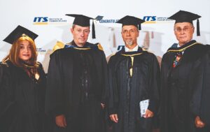 The first four diving safety management graduates