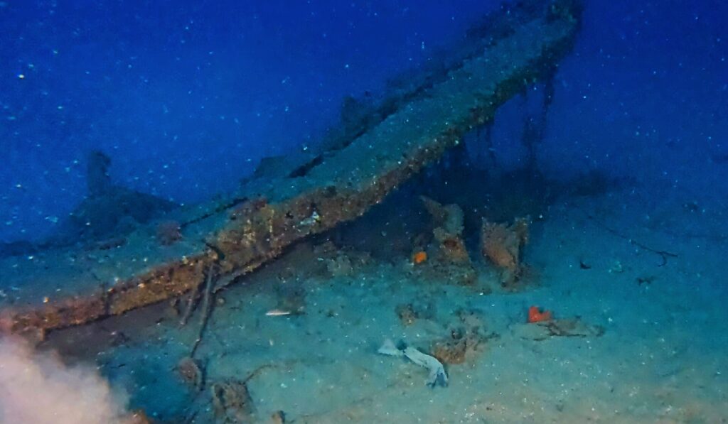 Part of what is thought to be the wreck of a Junkers Ju52 transport plane (Addicted2H2O)