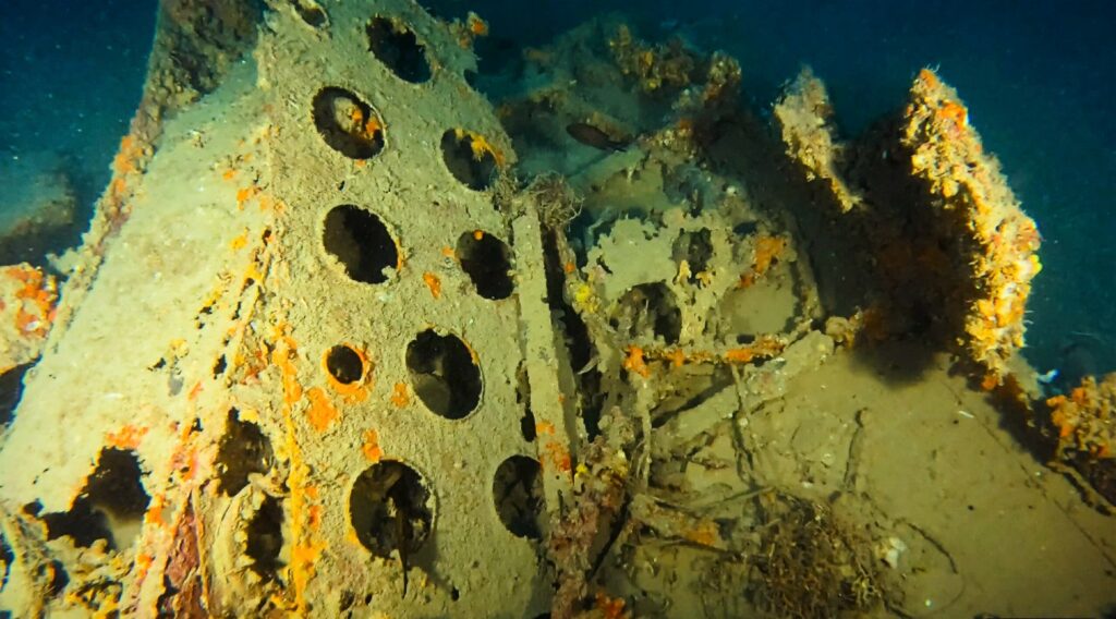 Part of what is thought to be the wreck of a Junkers Ju52 transport plane (Addicted2H2O)