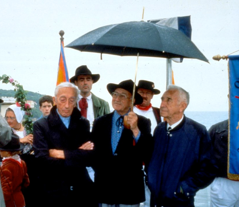 Cousteau and Tailliez at the street dedication to Frederic Dumas at Sanary sur Mer (© John Christopher Fine)