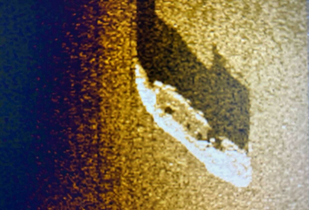 Εικόνα σόναρ του ναυαγίου ατμόπλοιου Milwaukee (MSRA)