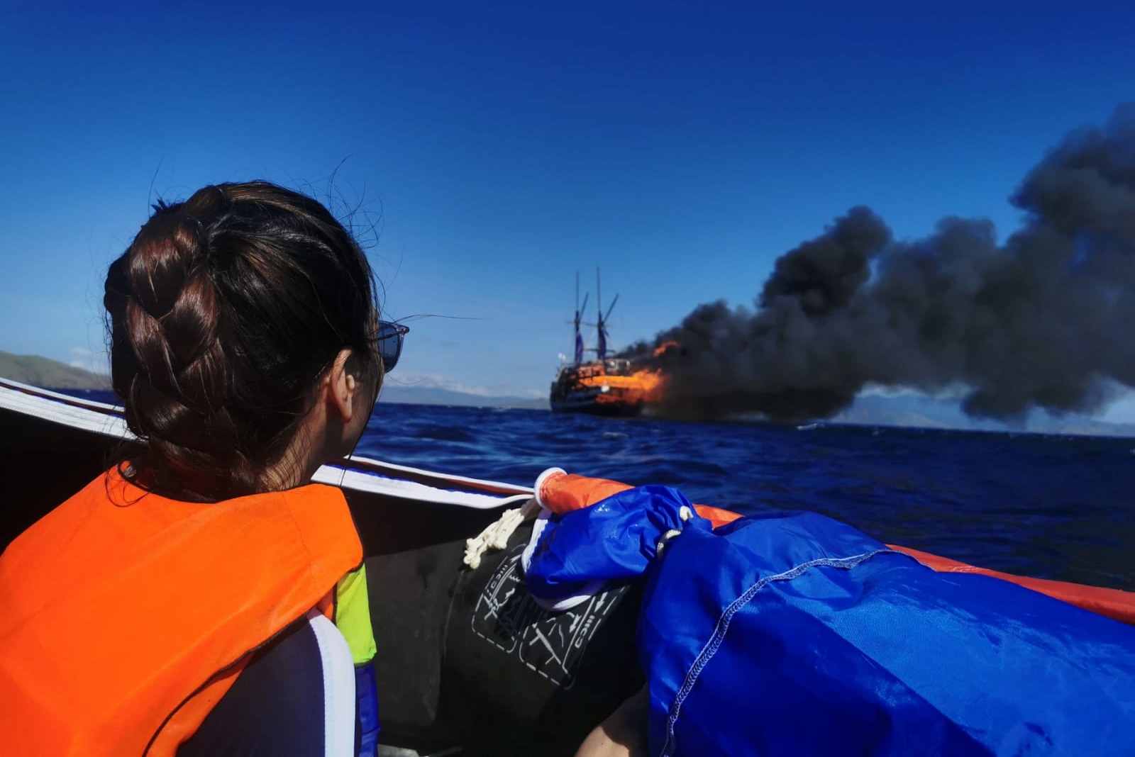 La evacuación de un barco de buceo en llamas es caótica, dicen los buzos del Reino Unido