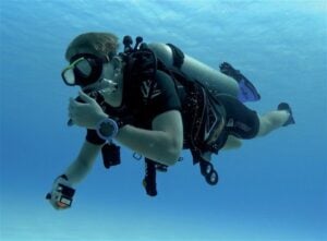 Middle ear barotrauma