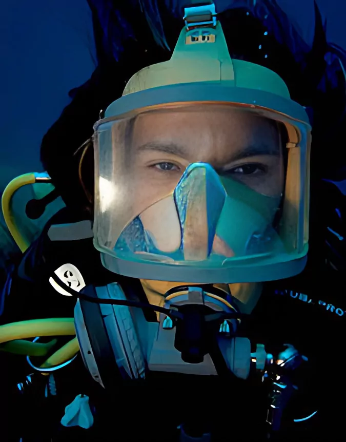 Familiar Aga full-face masks may not be as televisual but they are less tiring than the high-volume Japanese masks.