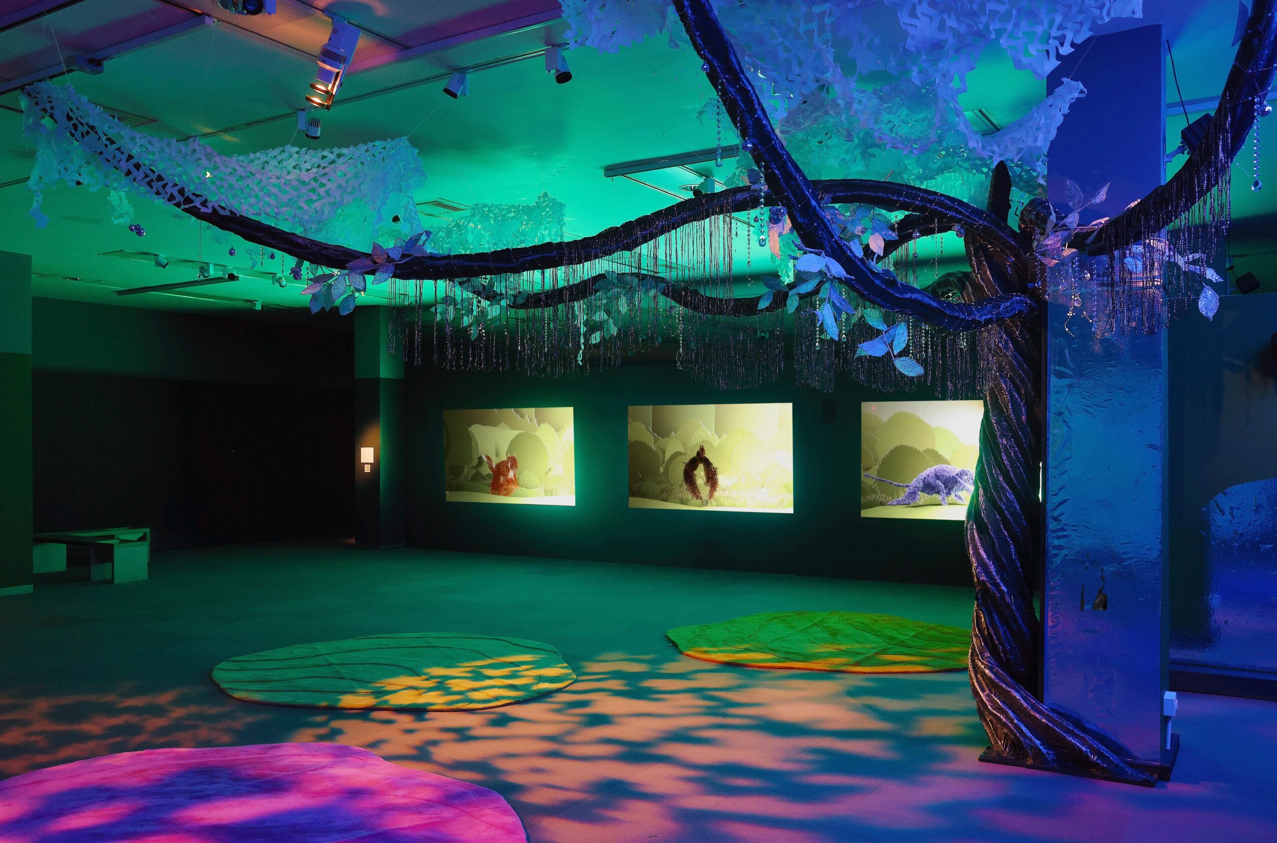 Habitats of Hope exhibition opened by Liz Bonnin and Mollie King 2 Habitats of Hope