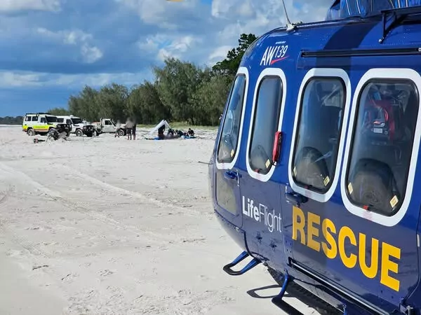 المشهد على الشاطئ (LifeFlight)