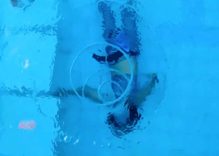 Amelia de los Rios record-setting in the pool (GWR)