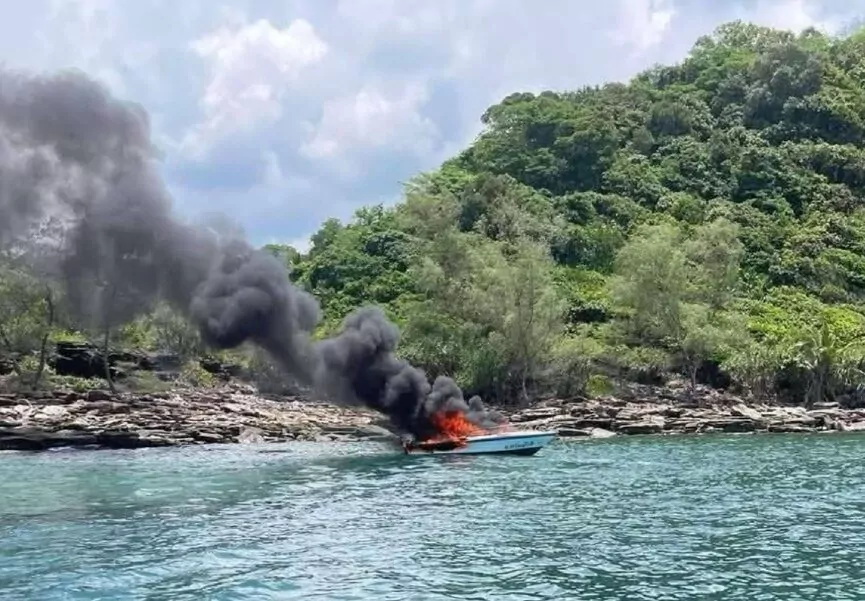 Další požáry potápěčských člunů postihly Thajsko 3 Zářící Aor Subpiti