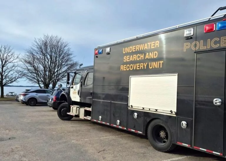 Divers from the the police underwater search & recovery unit found the instructor’s body in Lake Ontario (OPP)
