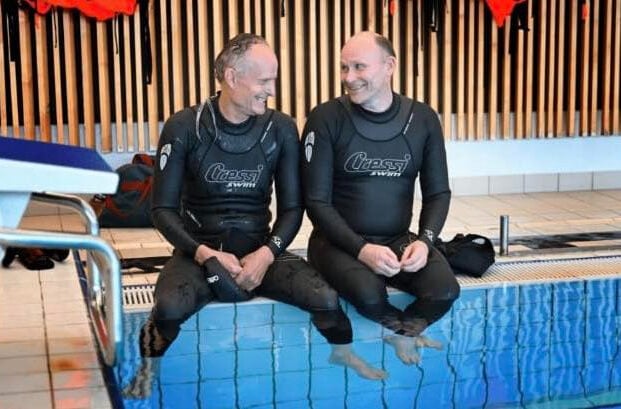 Odbiezalek (left) after his long underwater walk