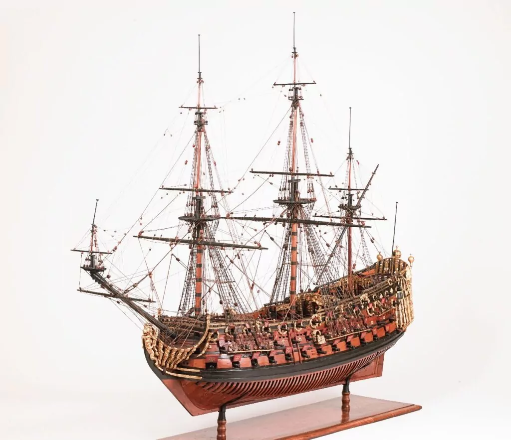 Žvejybos puodų pažeidimai apsaugoti Kornvalio laivo nuolaužos 1 HMS laivo „Coronation“ modelis (Kreigsteino kolekcija)