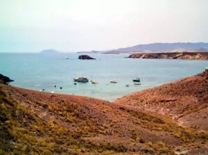 Cueva de los Lobos στον κόλπο του Mazarron στην Ισπανία (Ingegneriadell'elizia)
