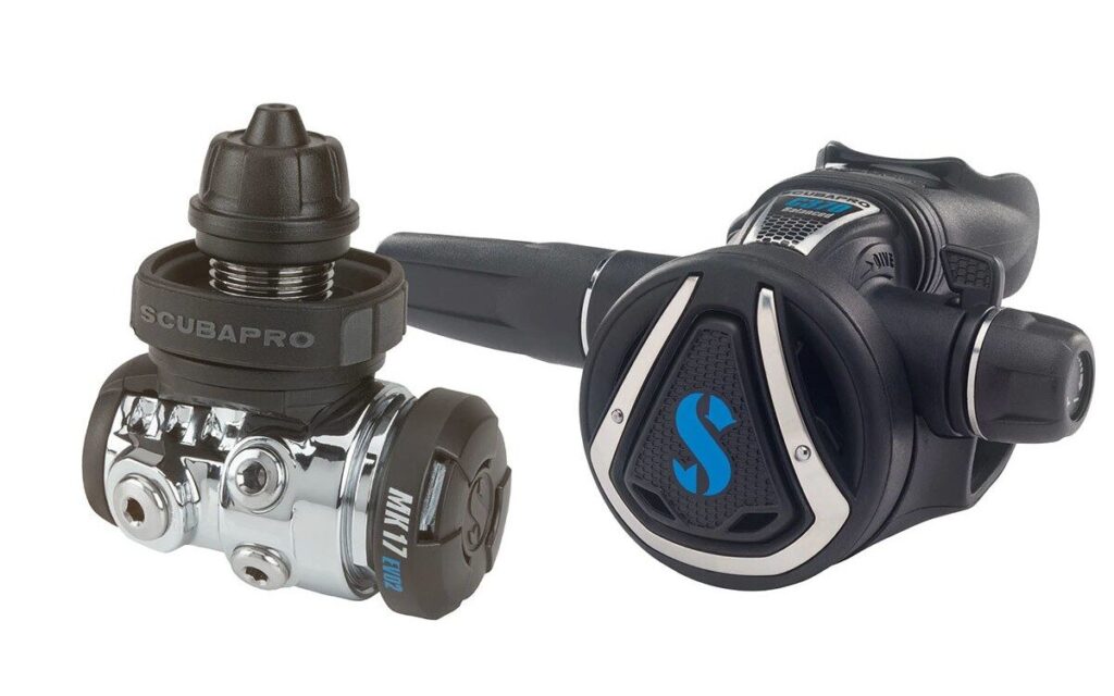 Pinakamahusay na Scuba Diving Regulator noong 2025 5 Scubapro MK17 EVO2 + C370 Ikalawang Yugto