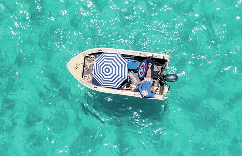 Ningaloo Reef Dive Guide: Exploring Exmouth, Coral Bay and Australia’s Coral Coast 10 It's not all action at Ningaloo