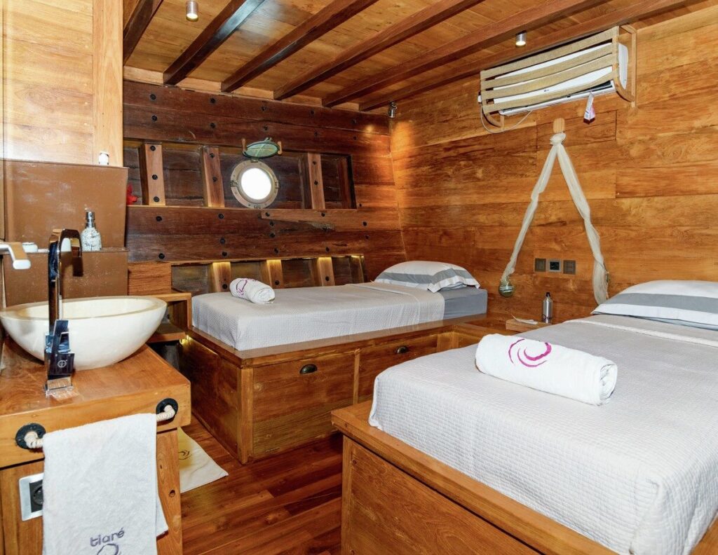 Diving Komodo National Park: Aboard the Elegant Tiaré Liveaboard 7 Spacious twin cabin on Tiaré