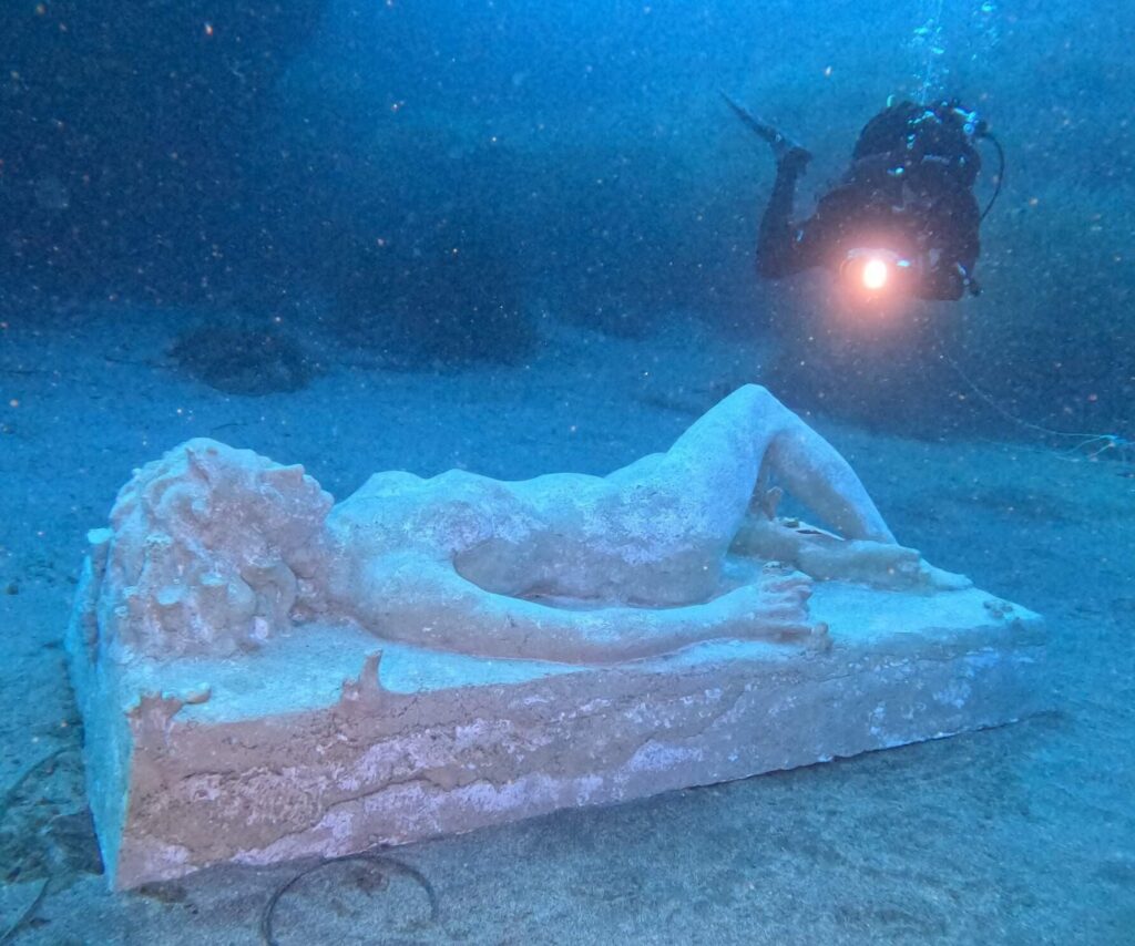 Underwater sculptures emerge in Med and Miami 3 The Queen Of The Corals by Davide Galbiati on Ustica (ART4SEA)