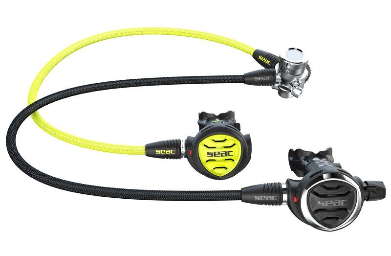 The Best Budget Scuba Regulators Under £500 / $600 in 2025 9 Seac Sub IT500-ICE