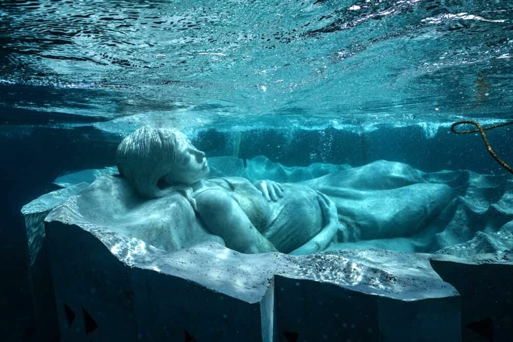 'Quiet meditation' (Jason deCaires Taylor)