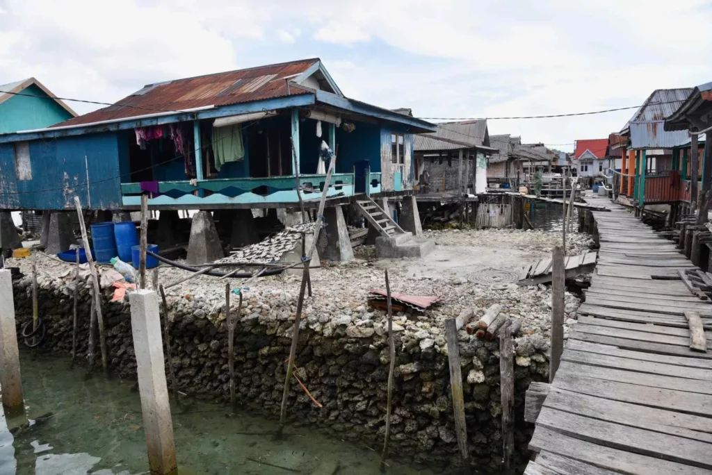 Bajau village on stilts, Sampela