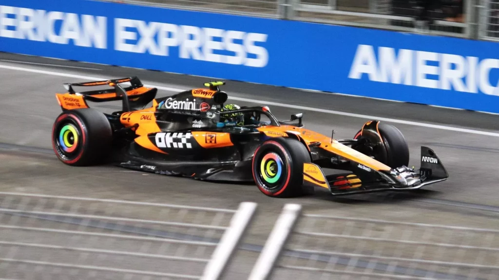 Lando Norris in his McLaren at Singapore in 2025 (Liauzh)