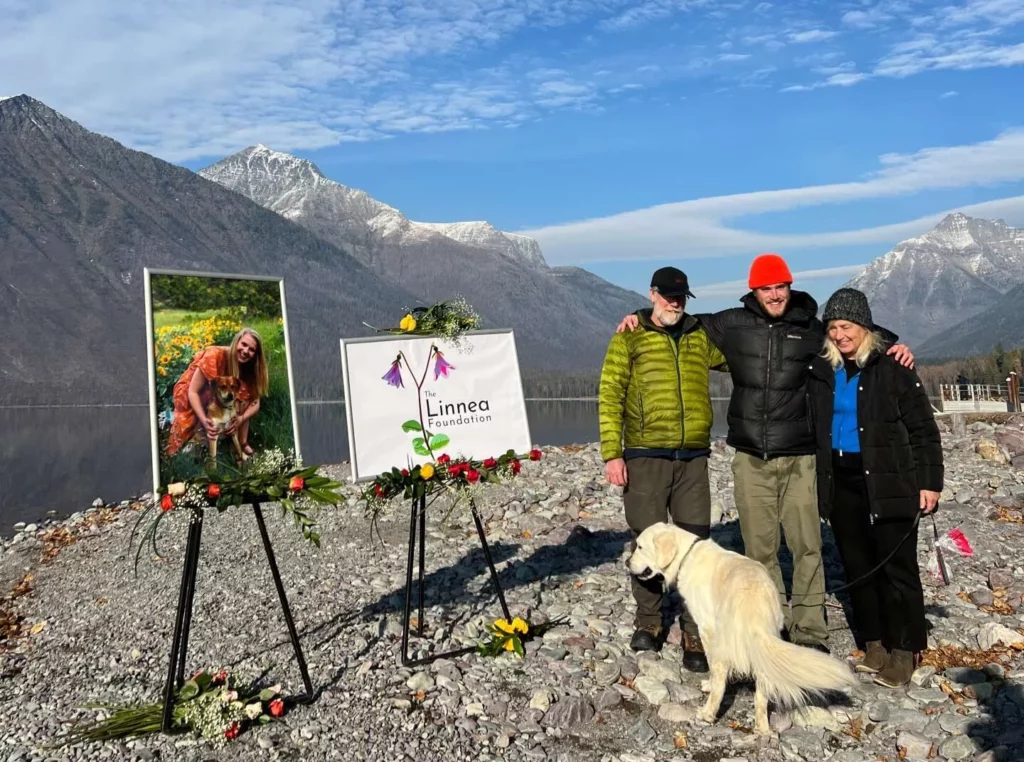 Linnea Mills' family, Scott, Nick and Lisa, together for a memorial dive (FilmWest)