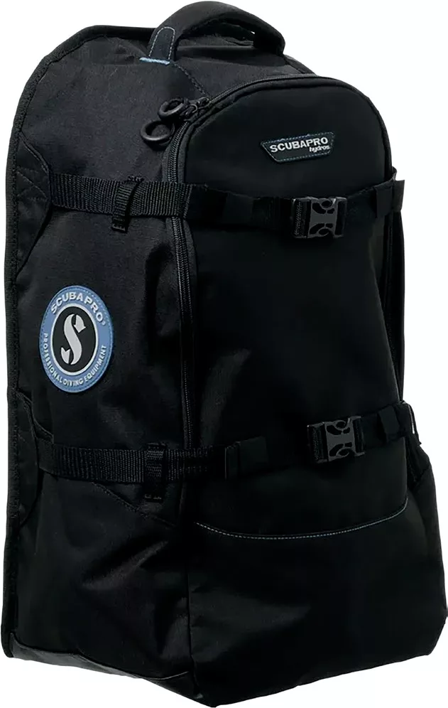 The lightweight travel rucksack provided with the Scubapro Hydros Pro 2 BCD.