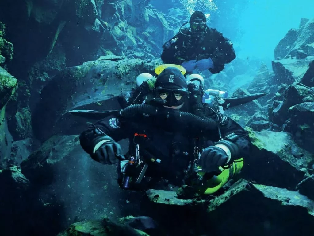 Iceland’s Underwater Frontier: Science in Silfra 6 The rugged, underwater entrance to the Silfra Hellir cave system in Iceland´s Underwater frontier.