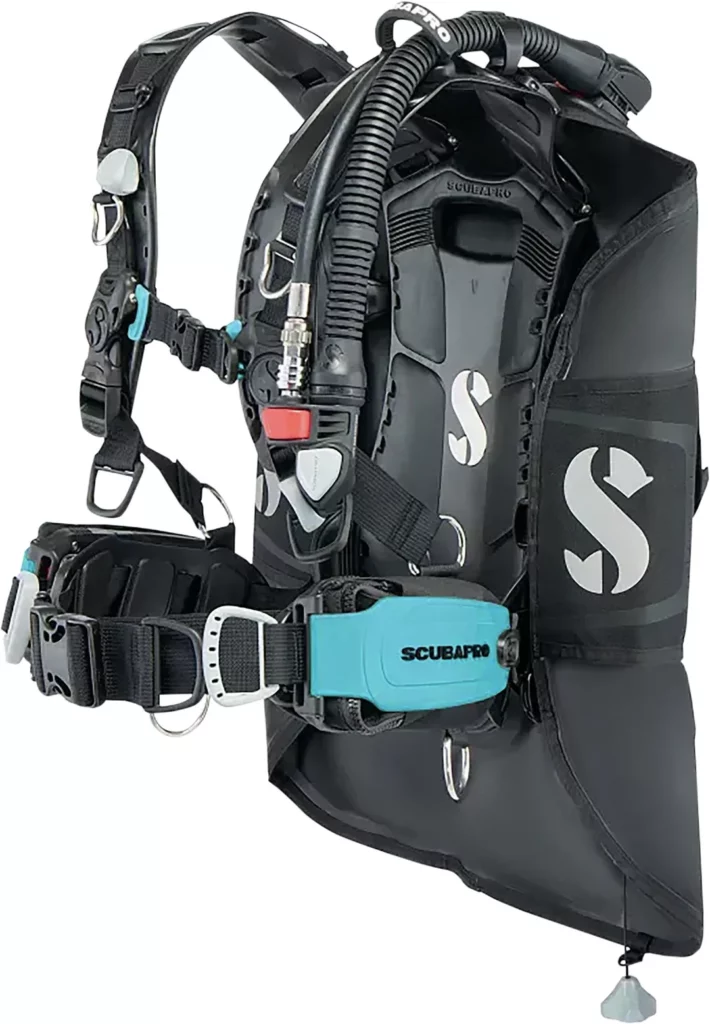 Front full view of the Scubapro Hydros Pro 2 buoyancy compensator.