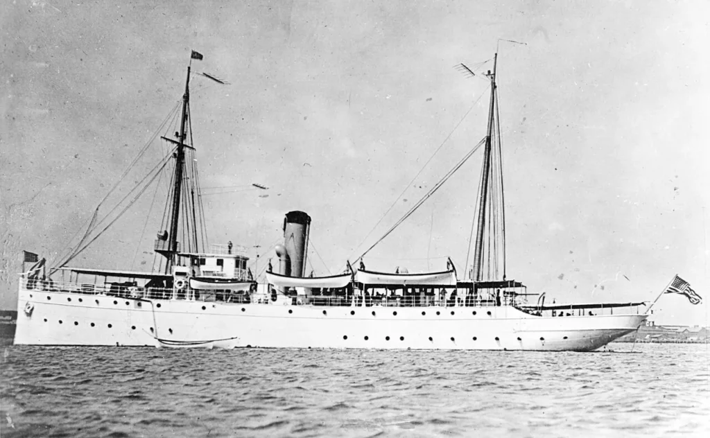 The USCGC Tampa was originally named the Miami (US Navy) 